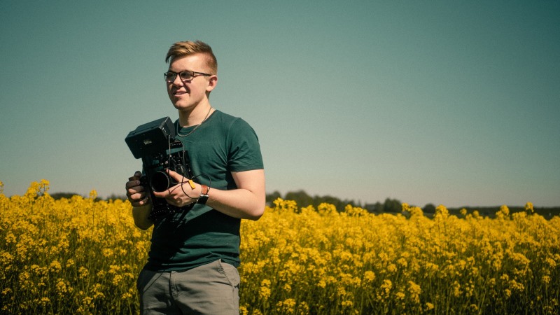 Filmfotograf ser inga hinder